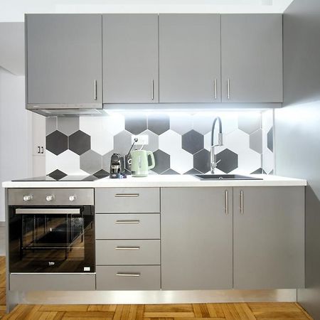 Majestic Flat With Huge Terrace In The City Center Athens Exterior photo